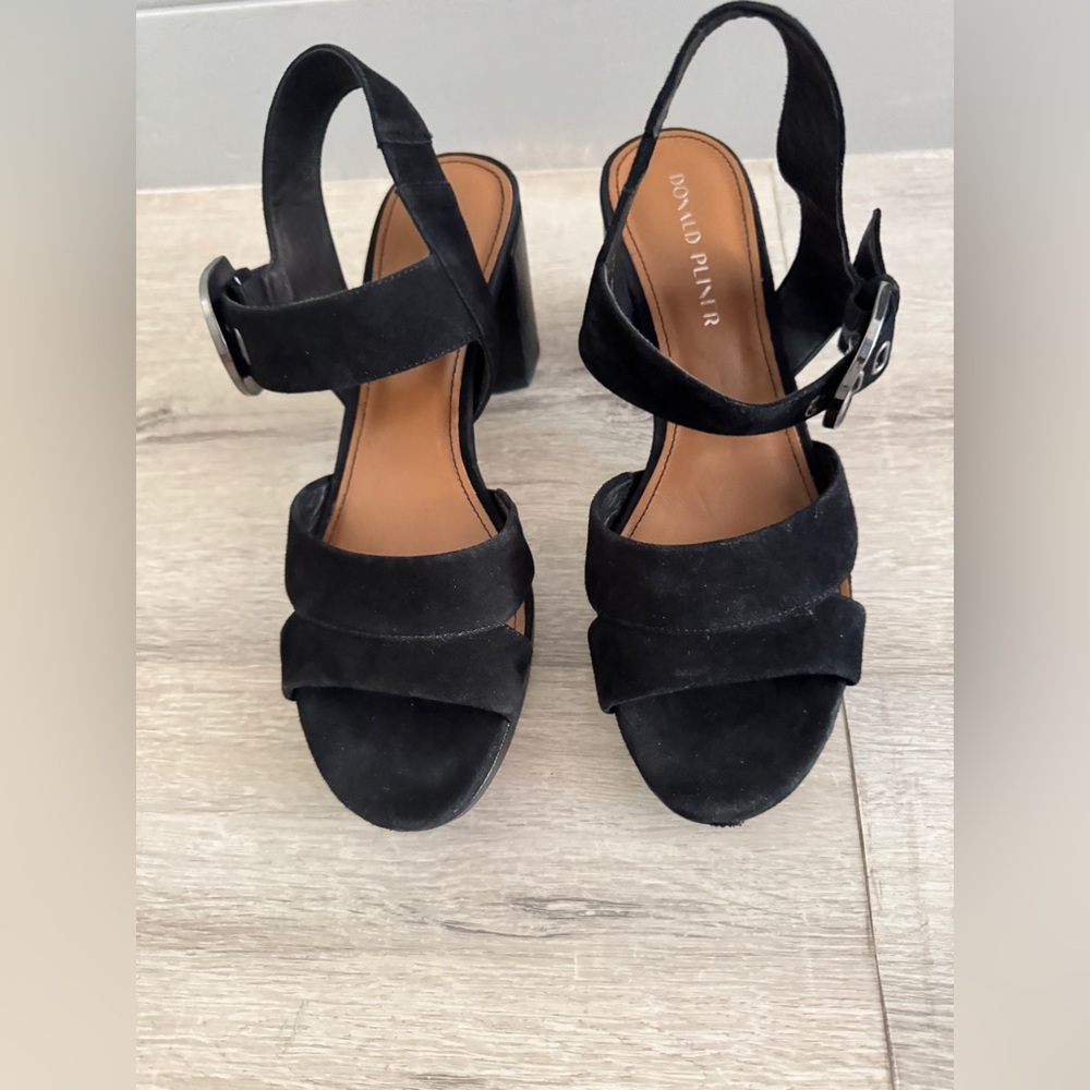 Donald J. Pliner Black Women's Sandals - Picture 2 of 14